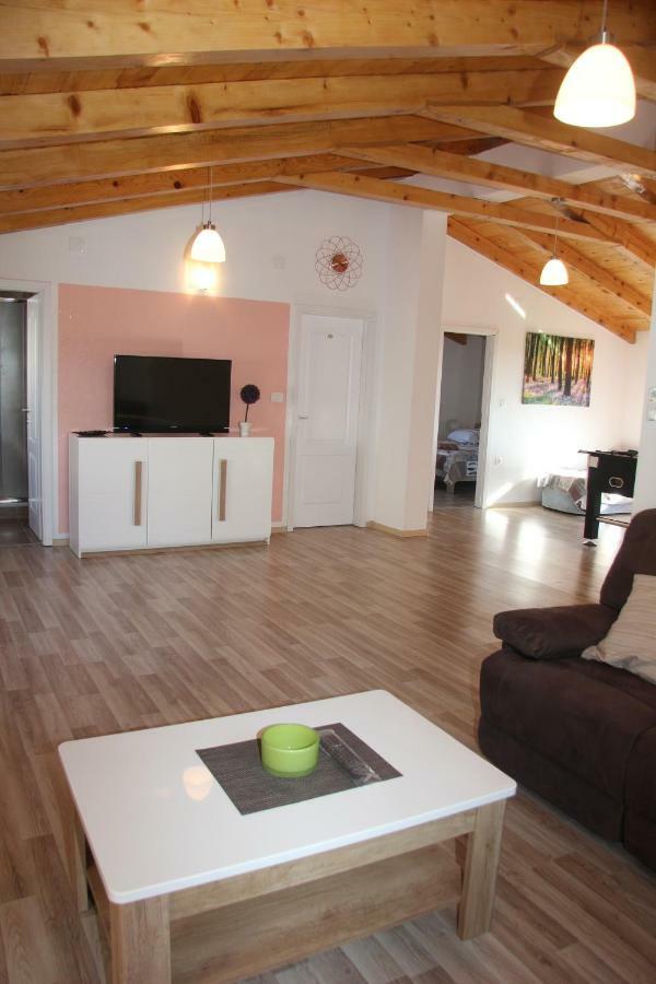 Vacation House "Viola" Fažana エクステリア 写真