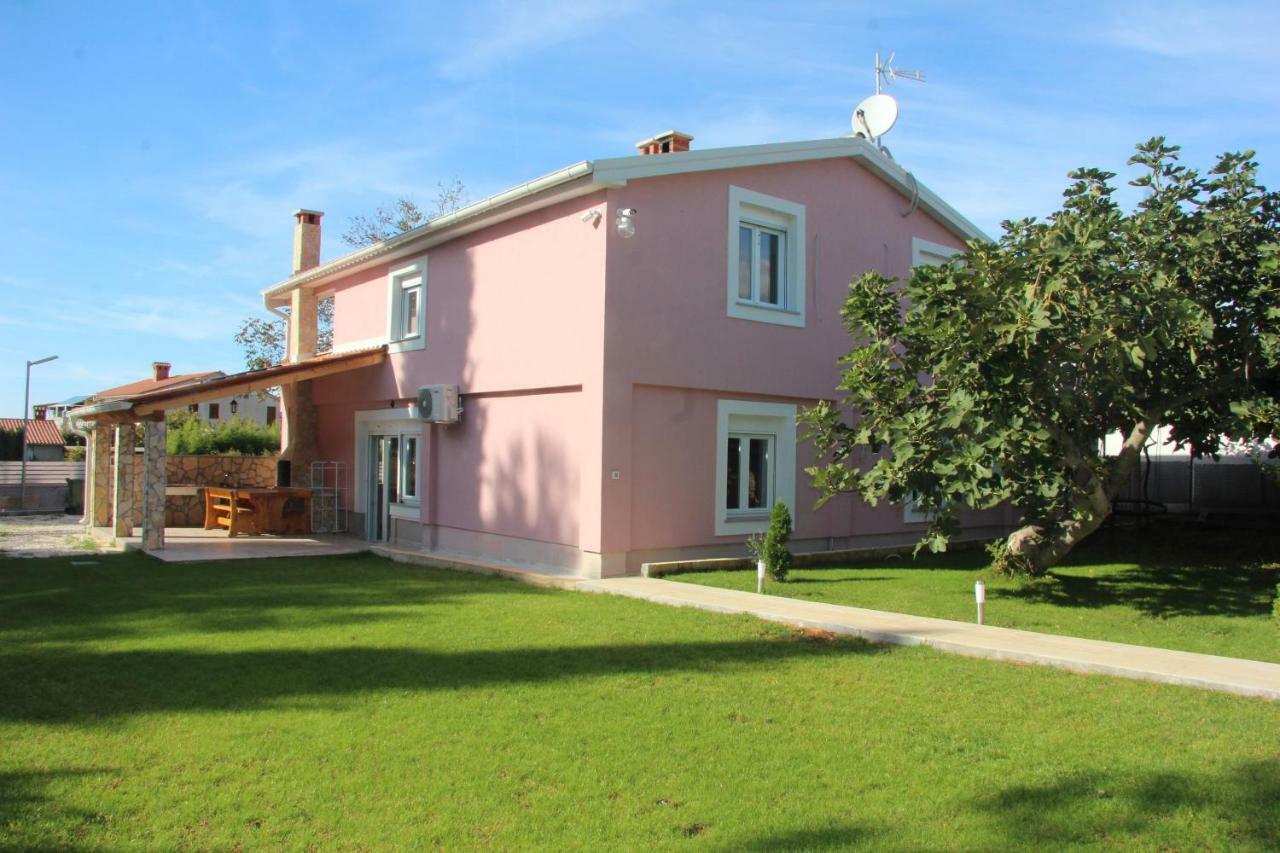 Vacation House "Viola" Fažana エクステリア 写真